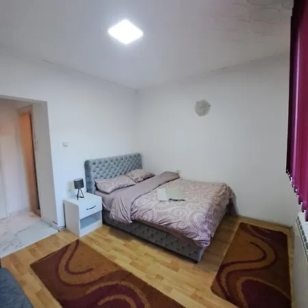 Tara Bozic קאלודיירסקה בארה